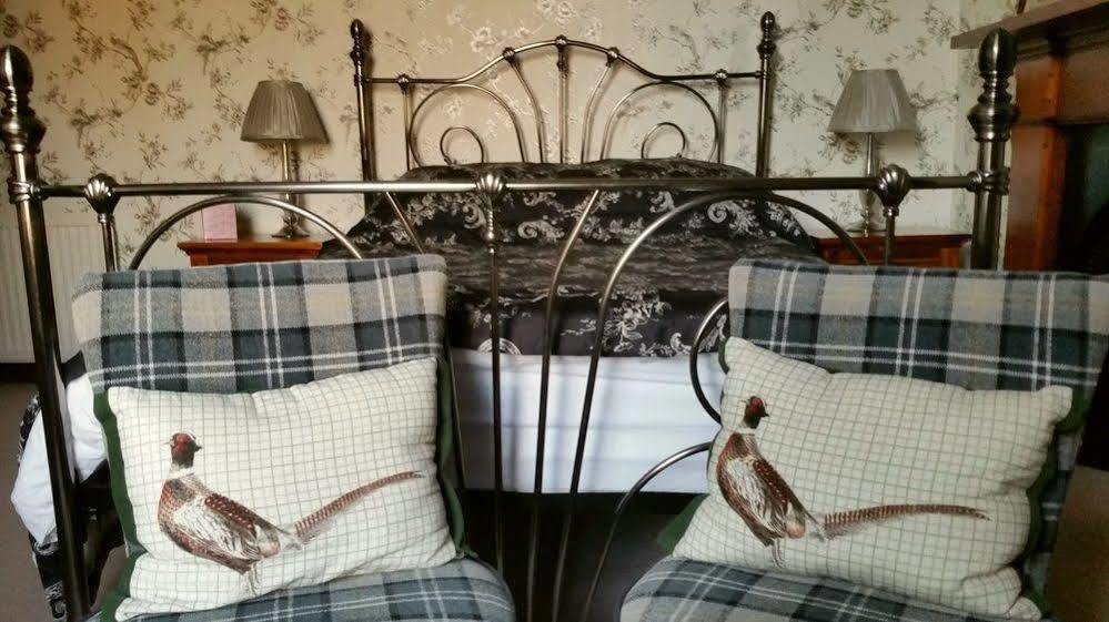 Strathallan Bed And Breakfast Grantown-on-Spey Bagian luar foto